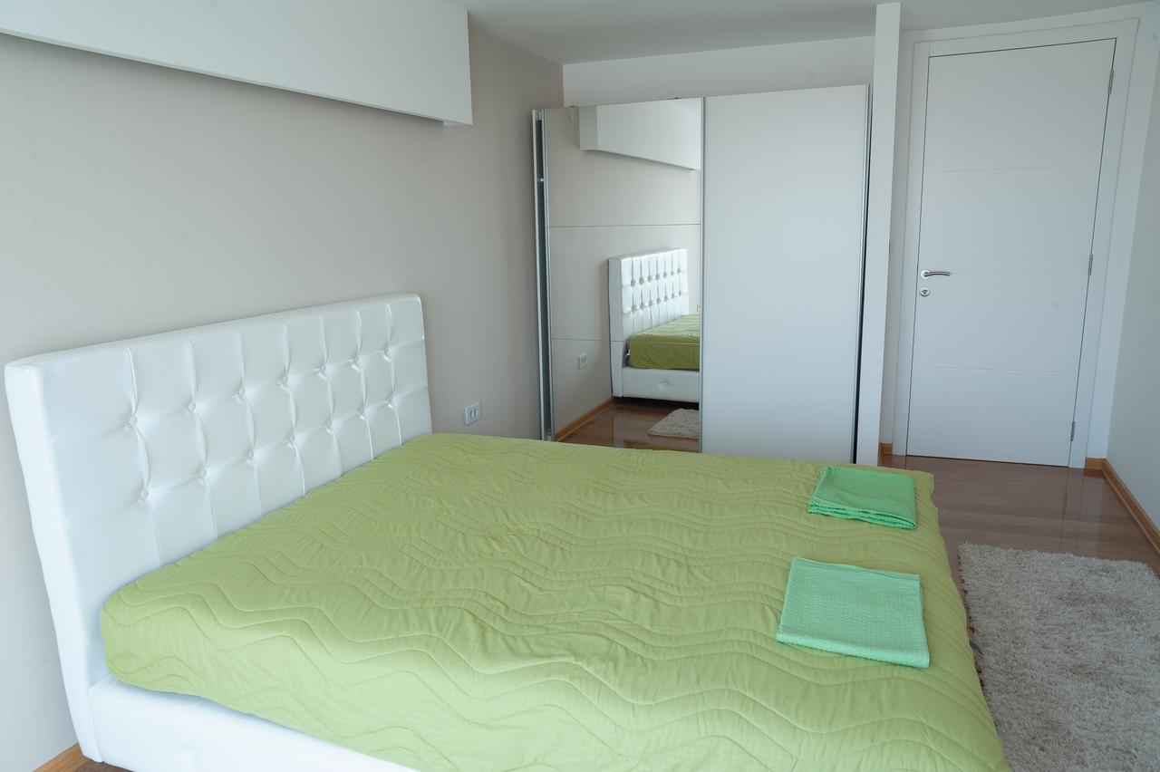 Atina Lux Hostel Leskovac  Kültér fotó